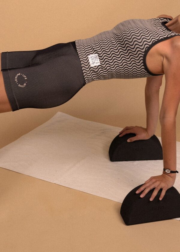 Wavy Lines Tank - Black/Beige - Image 2