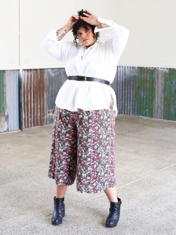Wide Leg Cropped Chelsea Pant // Rokewood Print