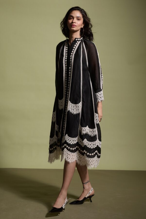 Linen Lace Midi - Image 7