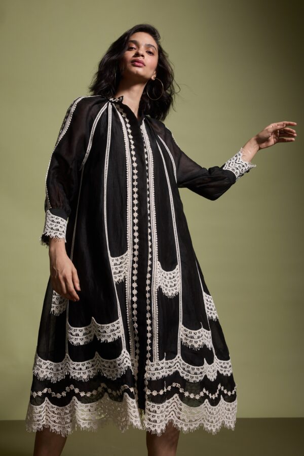 Linen Lace Midi - Image 12