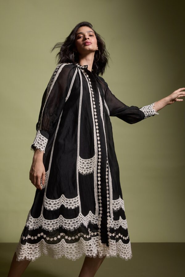 Linen Lace Midi - Image 22