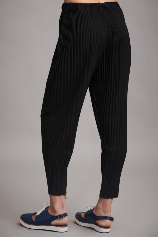 Irregular Pleat Drum Pant - Image 9