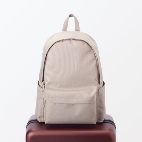 Less Tiring Water Repellent Backpack - Image 14