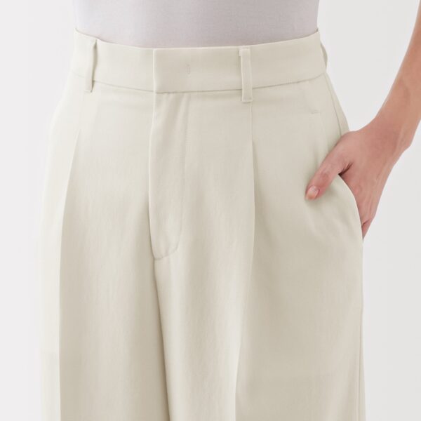 Women's Water Repellent Pleated Straight Pants - Image 17