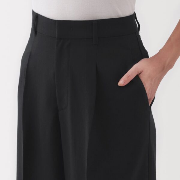 Women's Water Repellent Pleated Straight Pants - Image 38