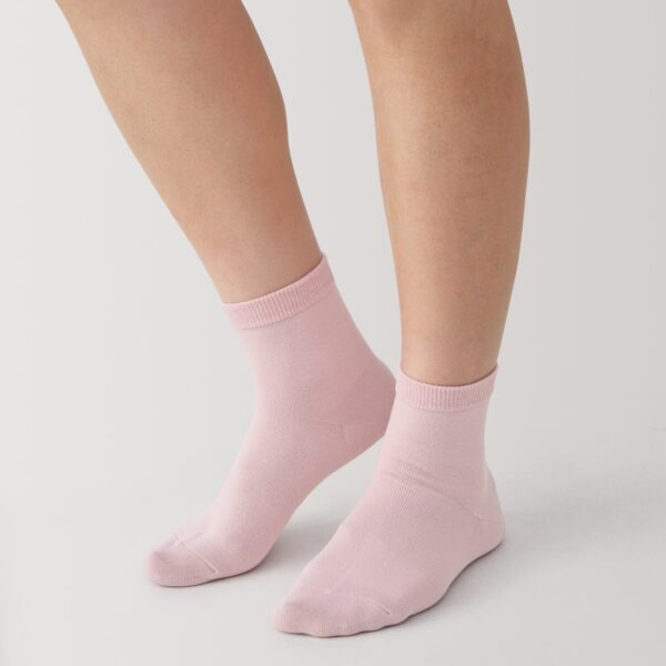 Right Angle Loose Top Short Socks - Image 11