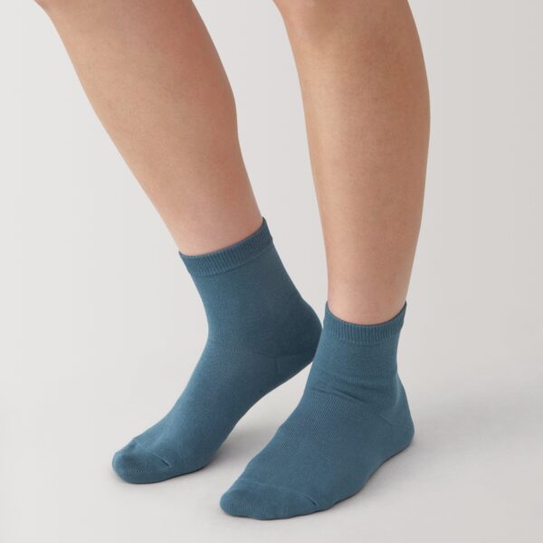 Right Angle Loose Top Short Socks - Image 19