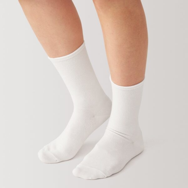 Right Angle Loose Top Tapered Socks - Image 15