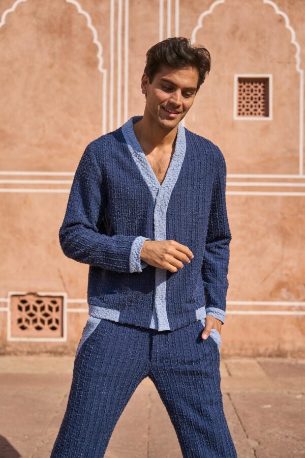 Y Neck Knit Shirt - Image 5
