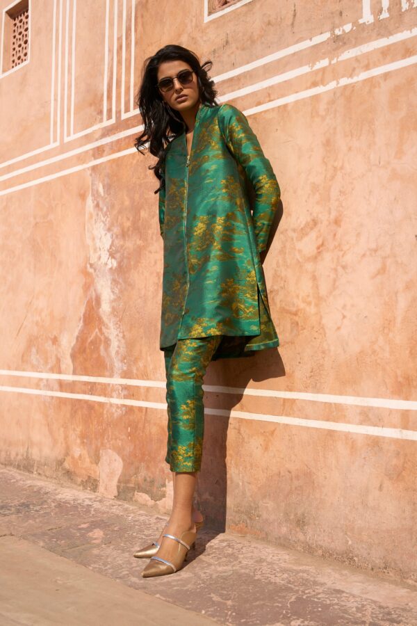 Patterned Brocade Longline Top and Pant - Image 7