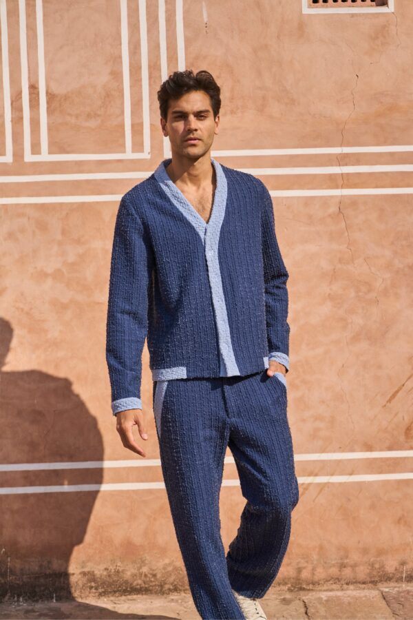 Y Neck Knit Shirt - Image 4