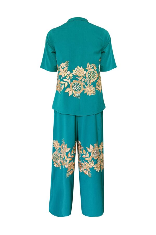 Placement Embroidered Set - Image 3