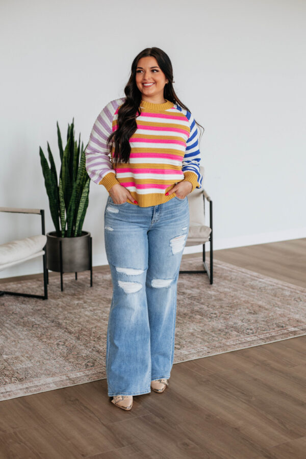 Azai Colorblock Sweater - Image 4