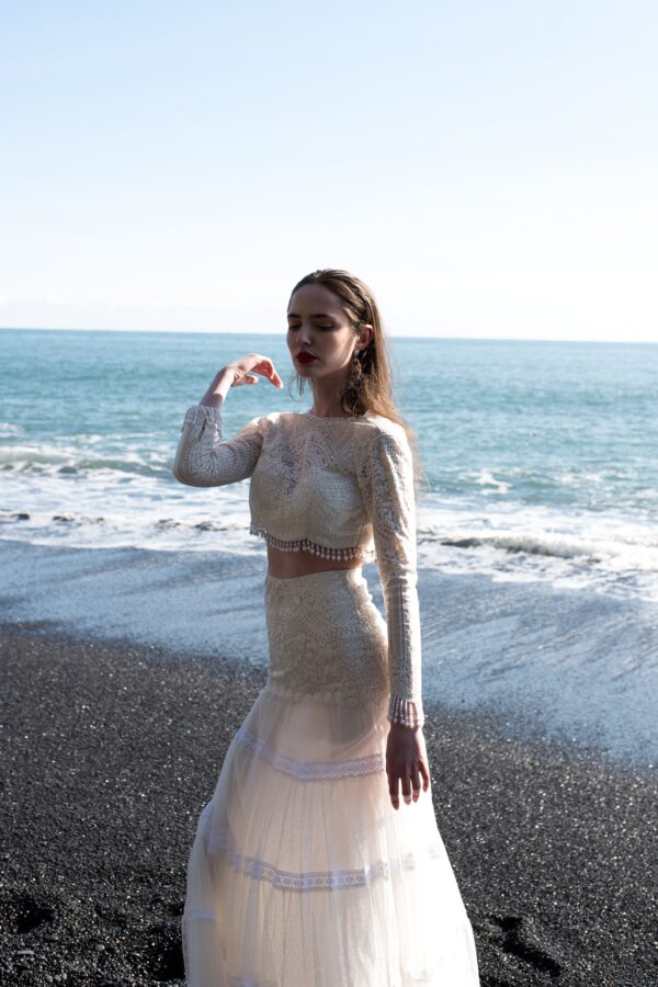 White on White Embroidered Flared Tulle Skirt - Image 12