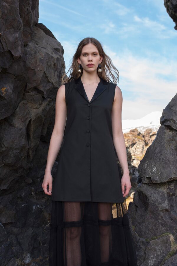 Sleeveless Blazer