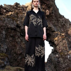 Placement Dori Embroidered Set