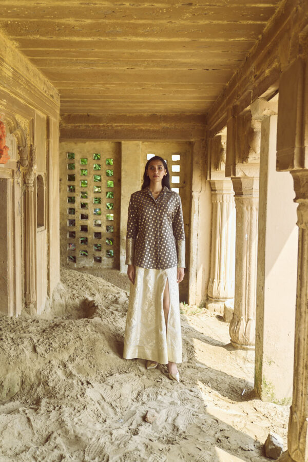 Brocade Shirt, Bralette and Maxi-Skirt Set - Image 22