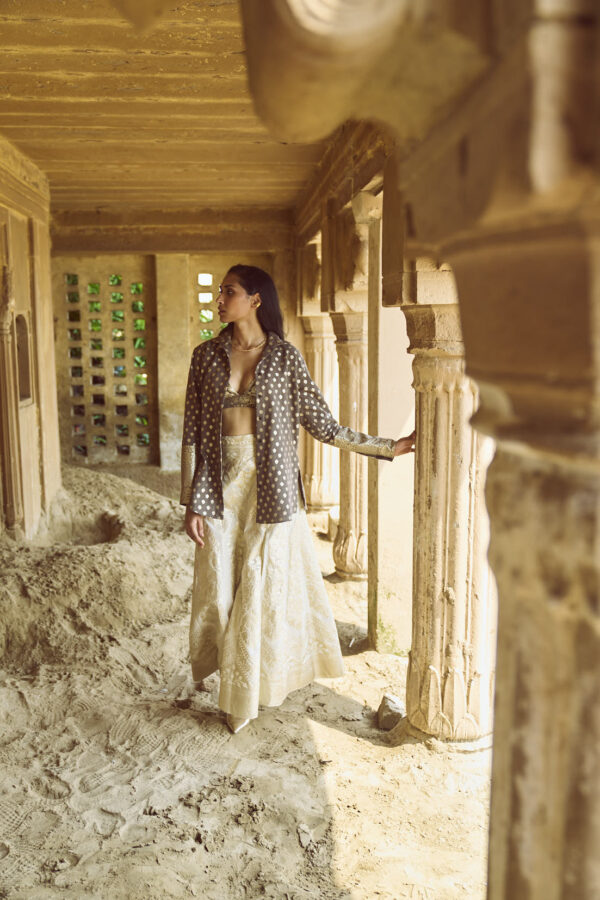 Brocade Shirt, Bralette and Maxi-Skirt Set - Image 9