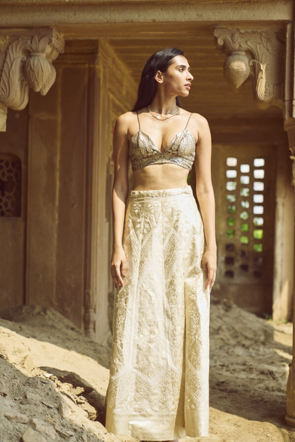 Brocade Shirt, Bralette and Maxi-Skirt Set - Image 23