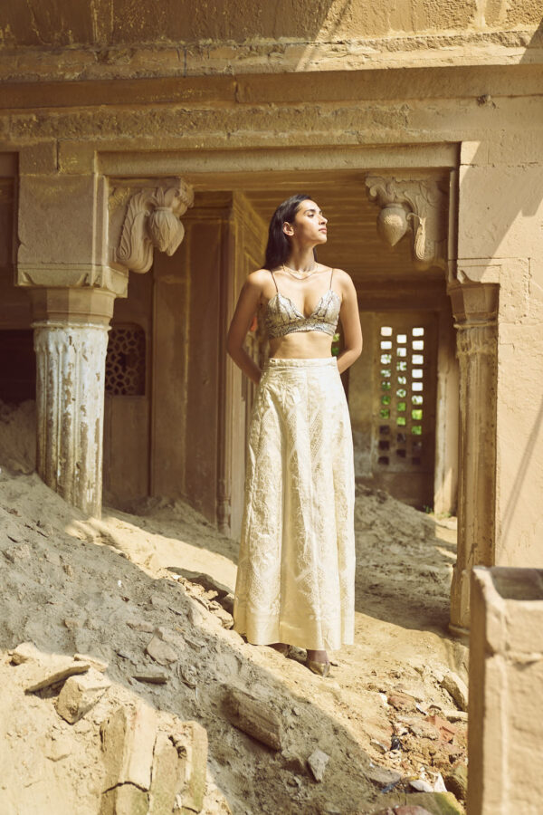 Brocade Shirt, Bralette and Maxi-Skirt Set - Image 24