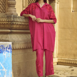 Boxy Embroidered Set