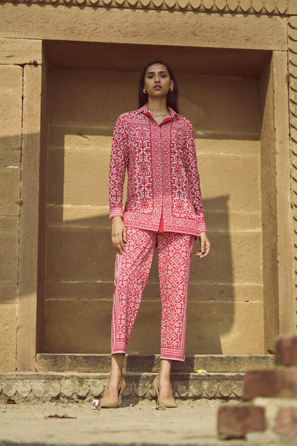 Baroque Porcelain Print Shirt - Image 7