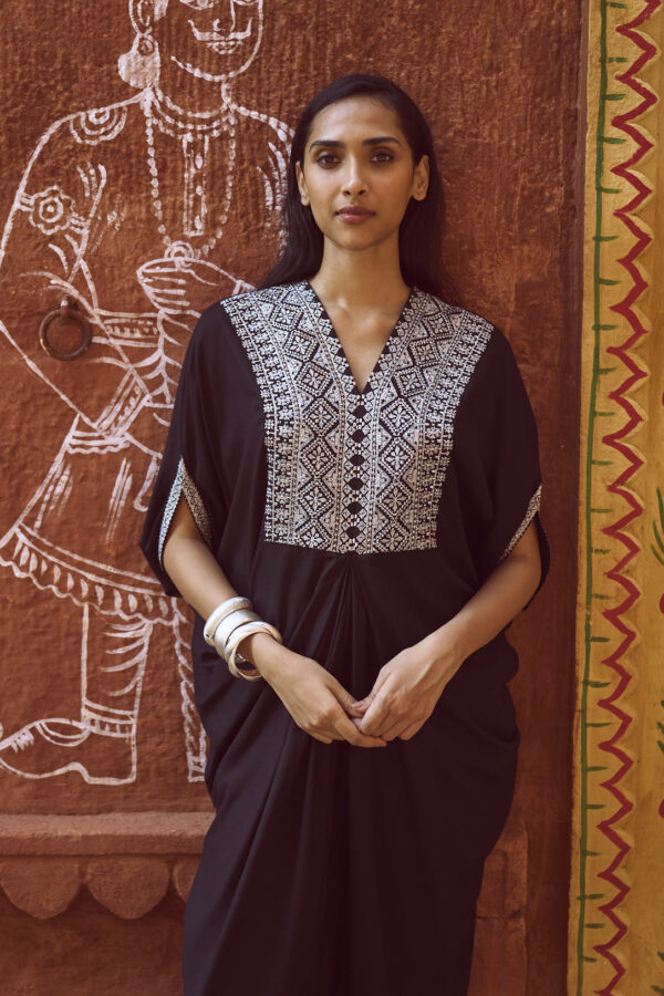 Embroidered Bib Kaftan - Image 22