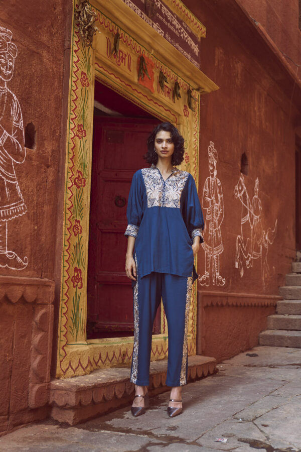 Embroidered Teal Pant Set - Image 8