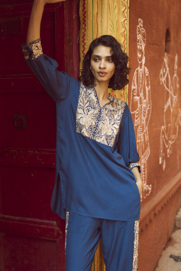 Embroidered Teal Top - Image 7