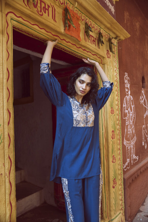 Embroidered Teal Top - Image 10