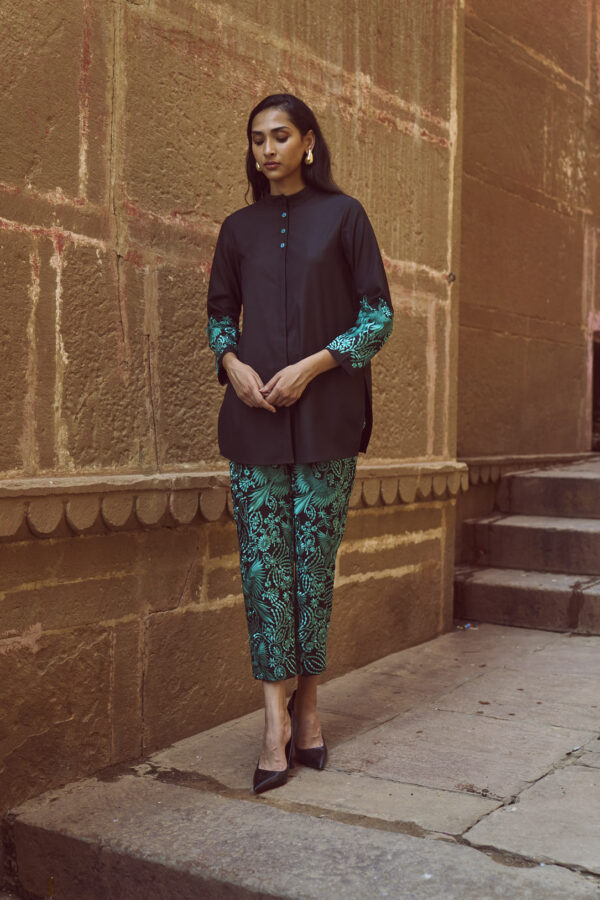 Gara Stitch Cuff & Pant Set - Image 12