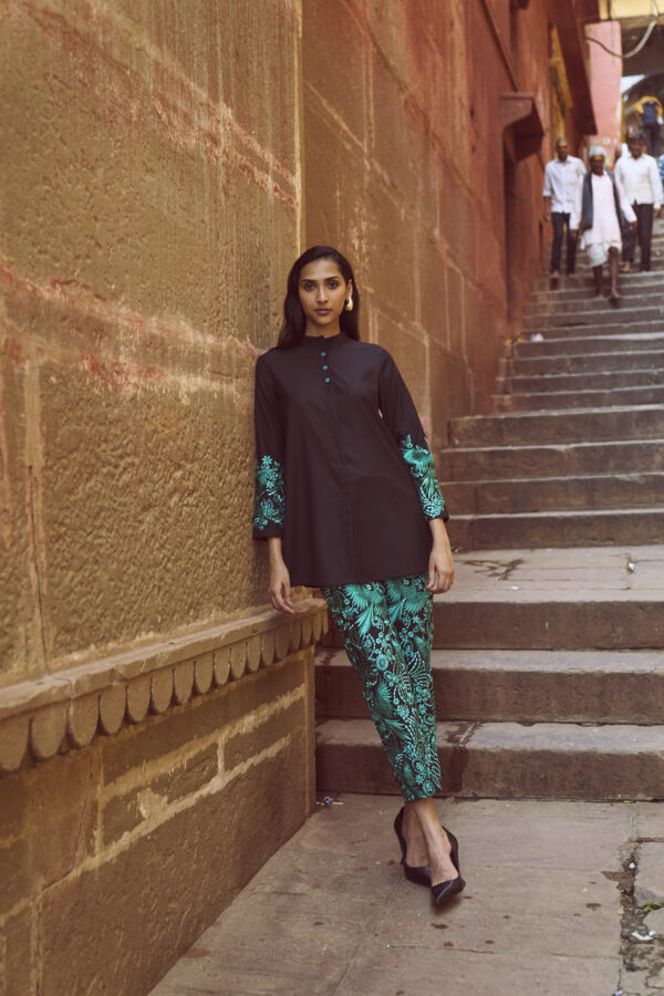 Gara Stitch Cuff & Pant Set - Image 11