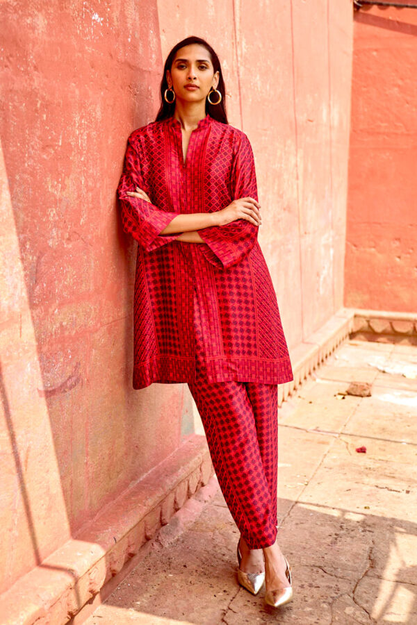 Rattan Printed Top - Image 10