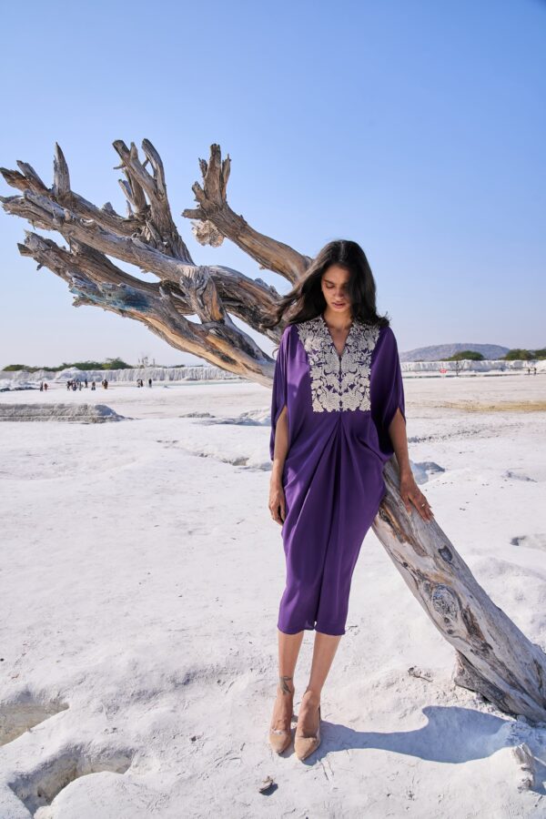 Embroidered Bib Kaftan - Image 9