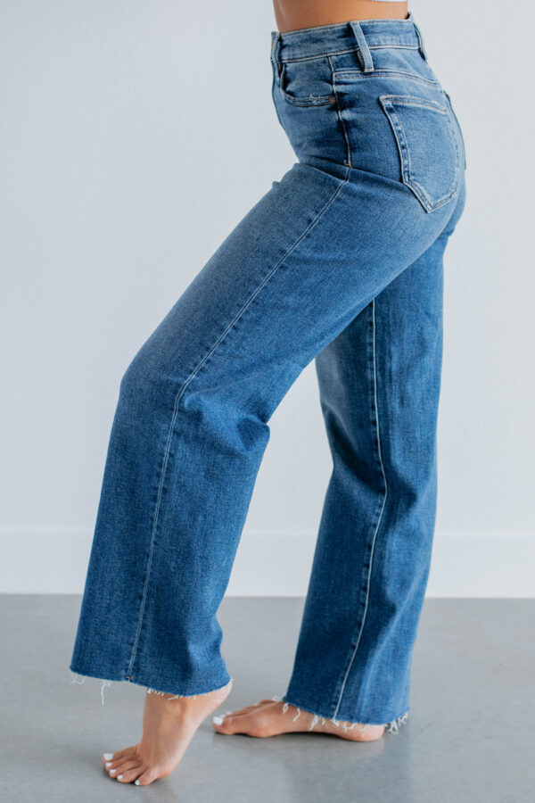 Logan Hidden Jeans - Medium Wash - Image 6