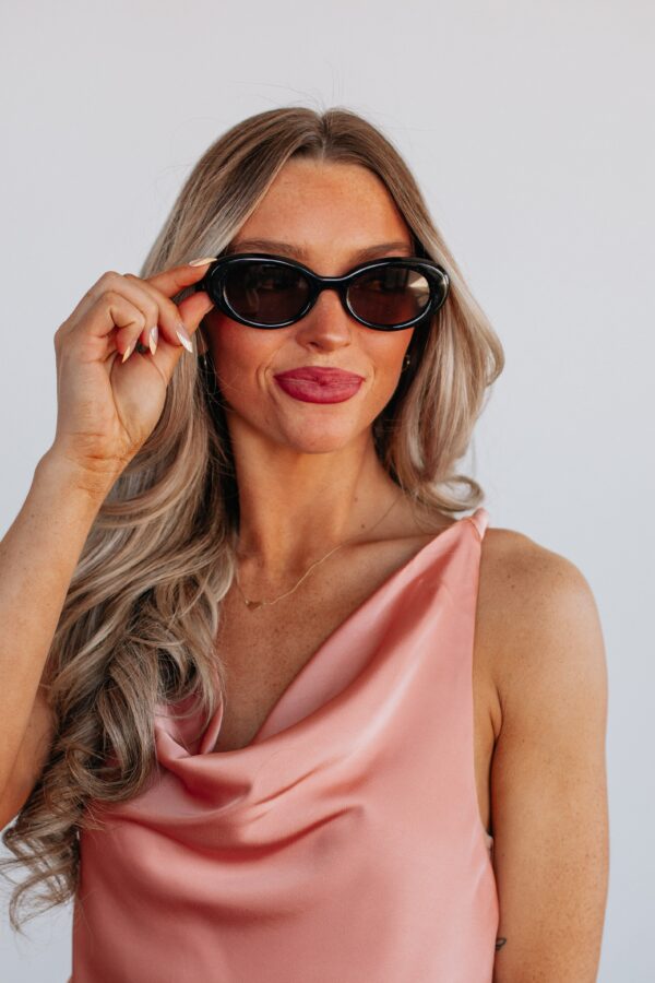 Sunnier Scenes Sunglasses - Black - Image 2