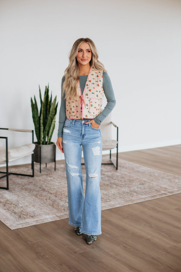 Sydnie Quilted Vest - Image 5