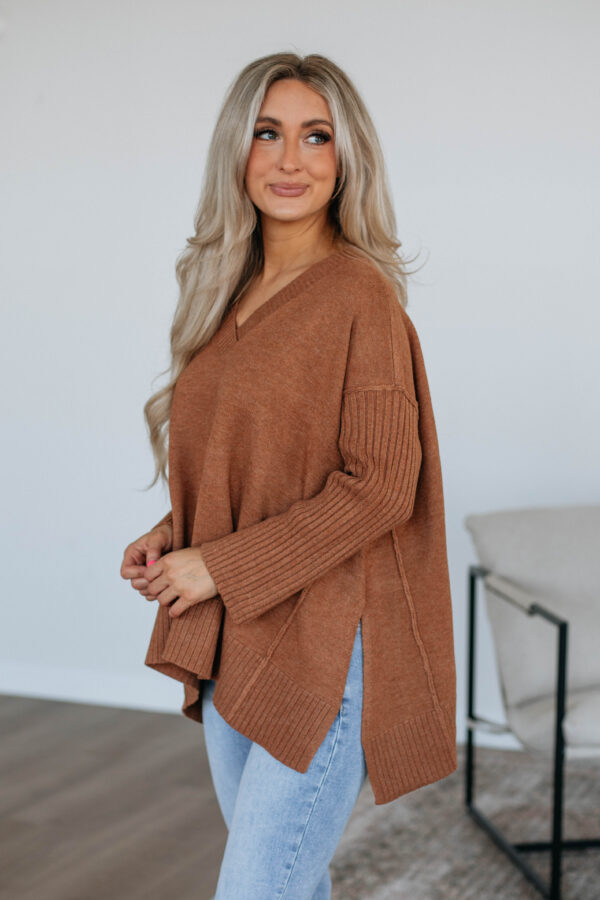 Wynston Oversized Sweater - Caramel - Image 3