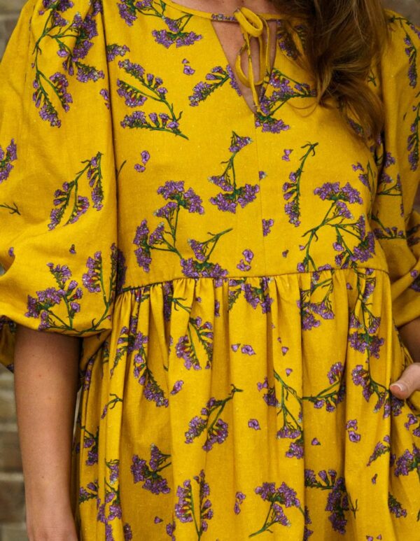 Andy Dress Scalavender in Linen - Image 3