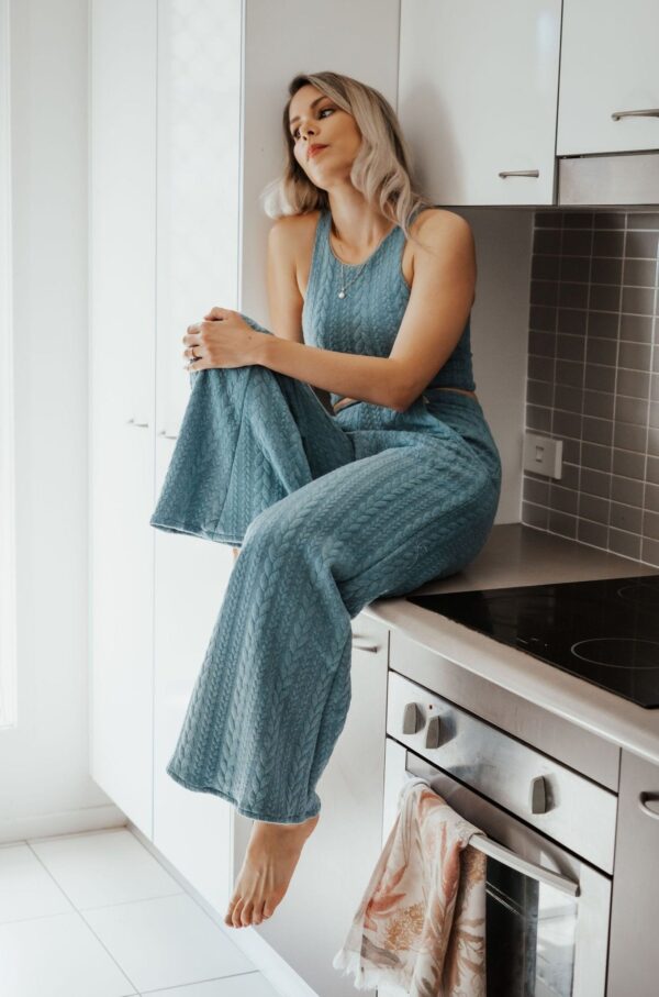 Atlanta Teal Knit Crop Top - Image 3