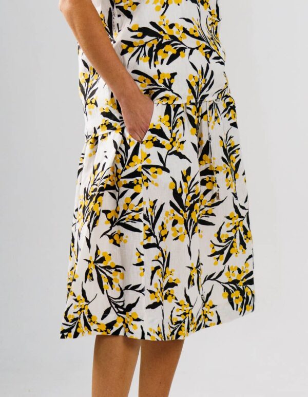 Kathleen Skirt Golden Wattles in Linen - Image 2