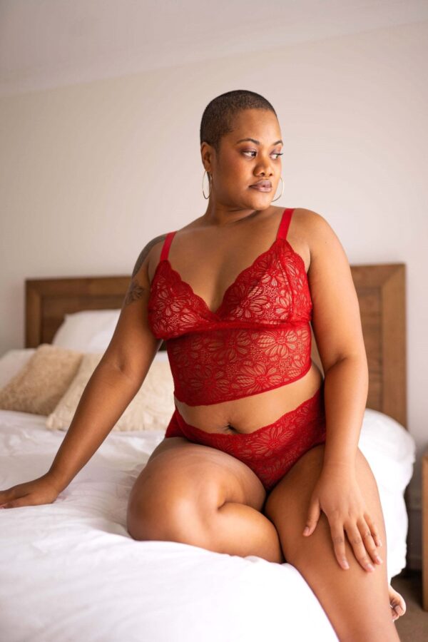 Scarlett Lace Bralette - Image 2