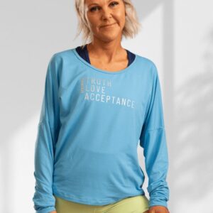 Speaking | Pale blue long sleeve activewear top