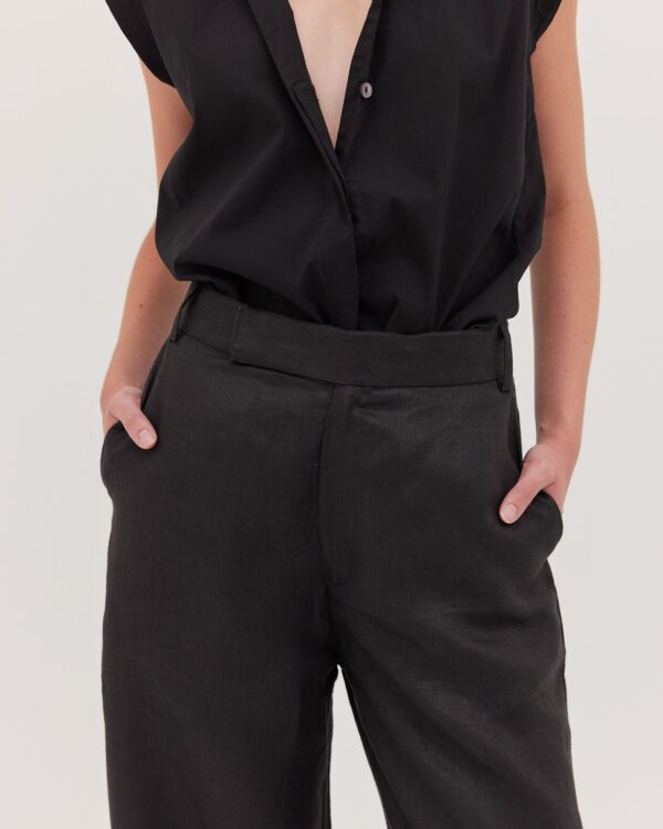 The Flat Fronted Tailored Pant | Black - Image 2