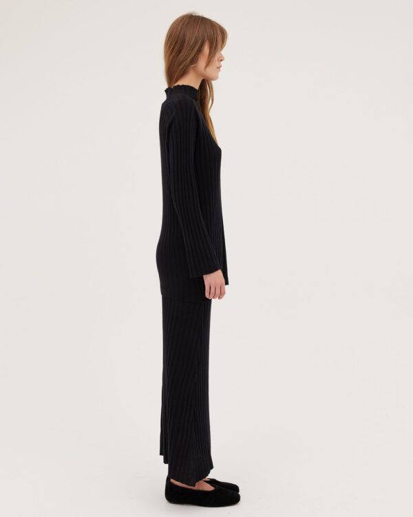 The Ribbed A Line Skirt | Black - Image 2