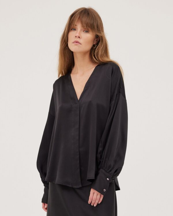 The Silk Shirt | Black
