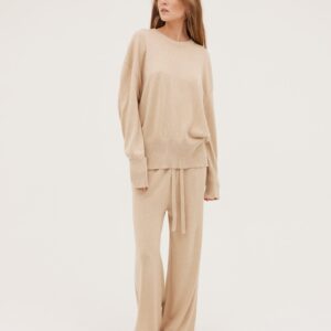 The Travel Crew Sweater | Barley