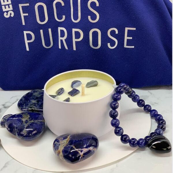 TRUST  | Third Eye Chakra Bergamot & Banksia Aromatherapy Candle - Image 4